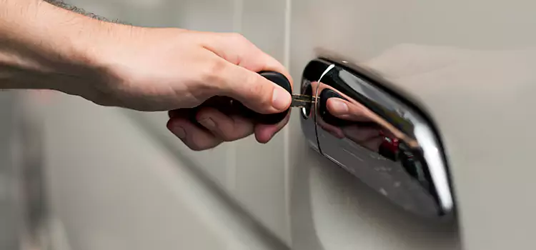 Why Choose Our Auto Locksmith Team in East Meadow, NY?